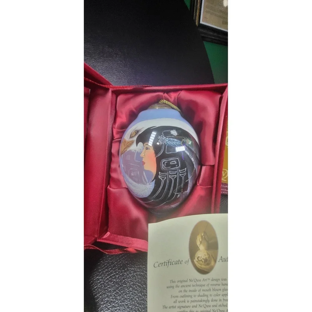 Ne'Qwa Art Reverse Hand Painted Eagle Dreamer Native Americ Blown Glass Ornament